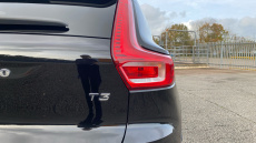 Volvo Xc40 1.5 T3 [163] R DESIGN 5dr Geartronic Petrol Estate